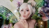 Banyak yang pangling dan tak menyangka jika Tinker Bell adalah Marsha Aruan. Dok. Instagram/fdphotography90