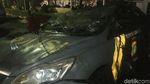 Penampakan Mobil Polisi yang Dirusak Massa Penyerang Polsek Ciracas