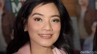 Hampir memasuki kepala empat, Titi tetap awet muda dan kencang. Pool/Noel/detikFoto.