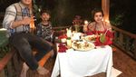 Suka Perawatan Mahal, Ini Gaya Barbie Kumalasari Kulineran di Bali