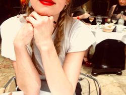 Amber Heard, Putri Atlantis Mantannya Iron Man