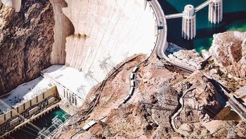Bendungan Hoover di perbatasan Nevada dan Arizona. Foto: Evo.ru