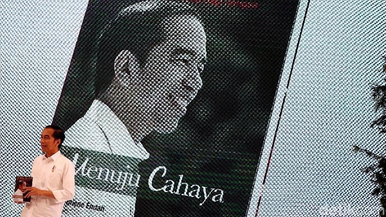 Jokowi: Kalau Mau Rakyat Senang, Buat Bansos Sebanyak-banyaknya Tapi... Jokowi: Kalau Mau Rakyat Senang, Buat Bansos Sebanyak-banyaknya Tapi...