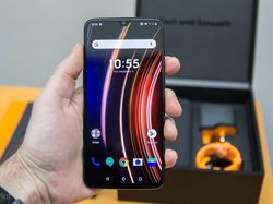 Melihat Si Garang OnePlus 6T Edisi McLaren, RAM-nya 10 GB