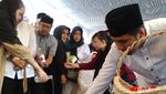 Tangis Arumi Bachsin Lepas Adik Iparnya