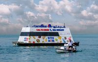 Wah, Kini Ada Supermarket Apung di Atas Yacht!