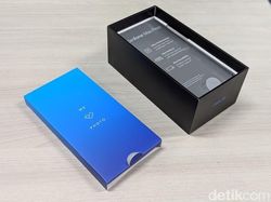 Unboxing Zenfone Max Pro M2 yang Siap Goda Kantongmu