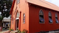 Untuk masuk ke areal gereja ini pengunjung tidak dikenakan biaya masuk alias gratis (M Rofiq/detikTravel)