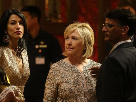 Hillary Clinton di Mumbai untuk menghadiri acara puncak pernikahan Isha Ambani dan Anand Piramal.