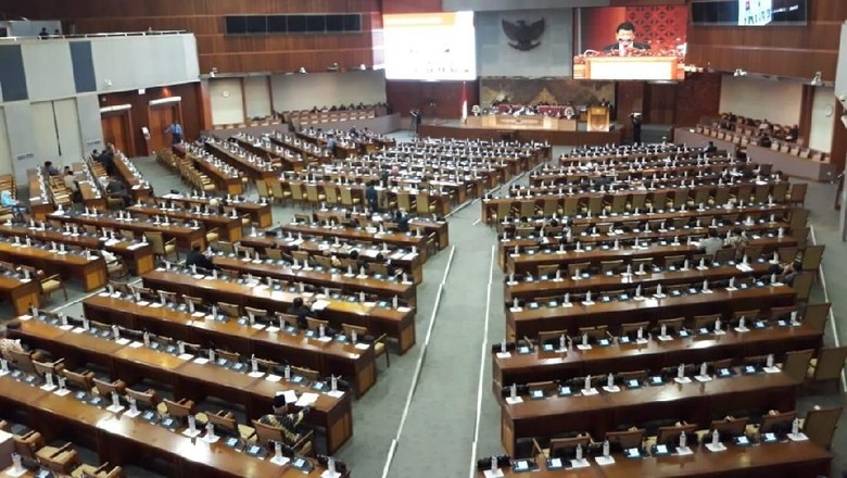 Mahasiswa RI Dikabarkan Kerja Paksa di Taiwan, DPR Minta Kemlu Turun Tangan Mahasiswa RI Dikabarkan Kerja Paksa di Taiwan, DPR Minta Kemlu Turun Tangan