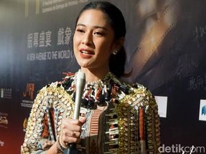 Dian Sastro Kirim Bantuan Buat Petugas Pengaman Aksi 22 Mei
