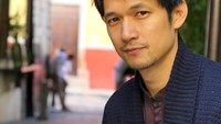 Harry Shum Jr merupakan aktor berdarah Amerika-China. Ia tak hanya pandai berakting, tapi juga jago bernyanyi dan ngedance. Foto: Instagram harryshumjr