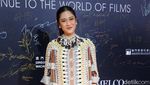 Gaya Etnik Dian Sastrowardoyo di Film Festival Macau 2018