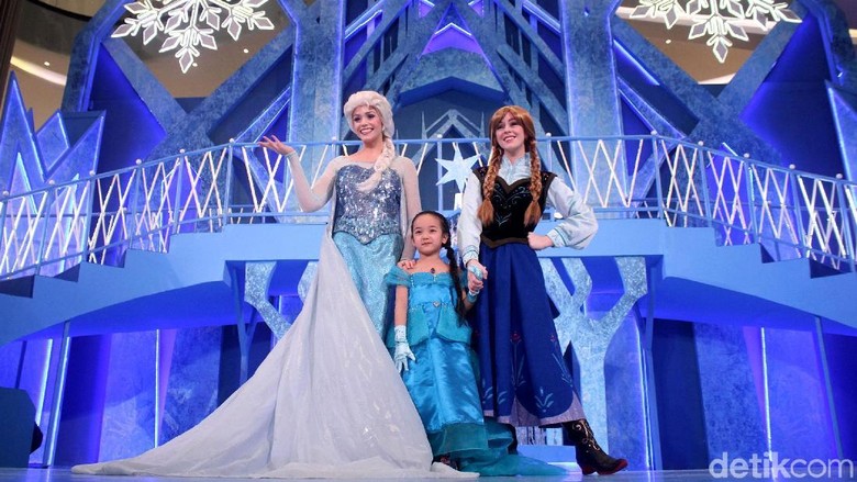 Download 58 Gambar Frozen Melahirkan Anak  Gratis