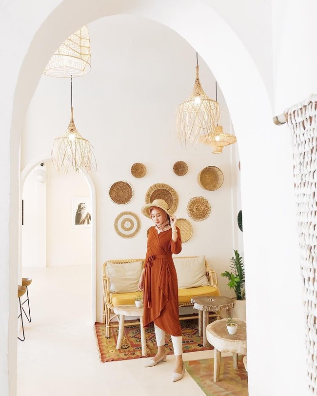 Meski sudah turun 12 kg, Dian akan tetap melanjutkan gaya hidup sehat dan menargetkan untuk turun 3 kg lagi. Foto: Instagram/DianPelangi