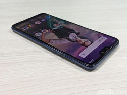 Unboxing Zenfone Max Pro M2 yang Siap Goda Kantongmu