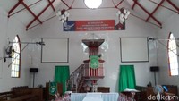 Dulu biaya pembangunannya sekitar 15 ribu gulden. Gereja macam ini, konon hanya ada dua di dunia, 1 di Den Haag, Belanda dan 1 lagi di Probolinggo (M Rofiq/detikTravel) 