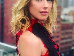 Amber Heard, Putri Atlantis Mantannya Iron Man