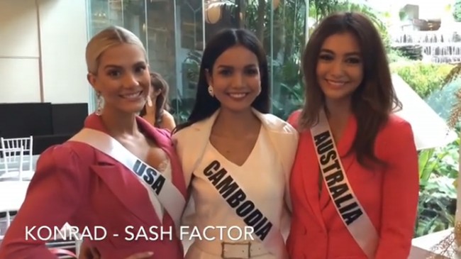 Di sisi lain, Miss Australia Francesca Hung yang juga terlibat dalam video yang dianggap menghina Rern Sinat karena tak bisa bahasa Inggris juga meminta maaf. Tak hanya klarifikasi, Miss Australia bersama Miss USA juga menyempatkan diri mengobrol dengan Miss Cambodia agar tak ada salah paham. Foto: Instagram