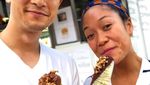 Begini Gaya Si Ganteng Harry Shum Jr Saat Masak hingga Makan Seafood