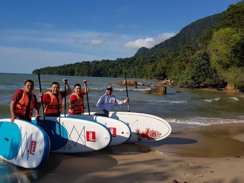 Dirut BPJS TK Paddling saat di Kuching