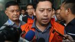 Diperiksa 36 Jam, Bupati Cianjur Langsung Ditahan KPK
