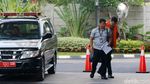 Kembali Diperiksa, Billy Sindoro Jinjing Tas Besar