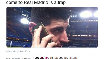 Meme ini mengisahkan Courtois sedang menelepon Eden Hazard, mantan rekannya di Chelsea. Courtois bilang agar Hazard tetap di Chelsea saja, jangan pindah ke Madrid. (Foto: Internet/Twitter)