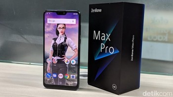 Zenfone Max Pro M2 RAM 3 GB/ROM 32 GB Rp 2,799 juta, Zenfone Max Pro M2 RAM 4 GB/64Gb Rp 3,199 juta dan Zenfone Max Pro M2 RAM 6 GB/ROM 64 GB Rp 3,699 juta. Foto: Adi Fida Rahman/detikINET