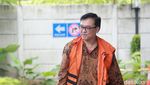 Kembali Diperiksa, Billy Sindoro Jinjing Tas Besar