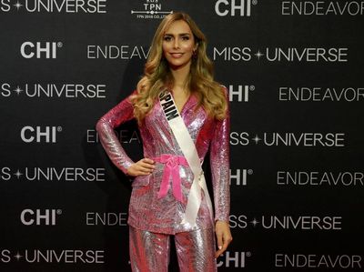 10 Aksi Angela Ponce, Transgender yang Dijagokan Menang Miss Universe 2018