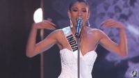 Miss Universe India Nehal Chudasama mengalami malfungsi busana saat penjurian