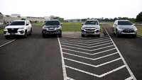 Tempat ketiga diisi oleh Isuzu mu-X dengan angka 9,54 kpl. Foto: Rachman Haryanto