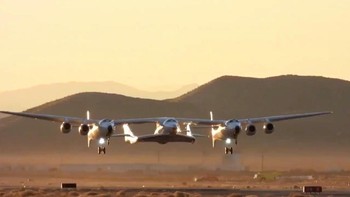 Penerbangan ujicoba ini dilakukan di landasan Mojave Air & Space Port di California. Foto: Reuters