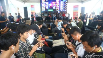 Suasana kompetisi E-Sport Mobile Legend.