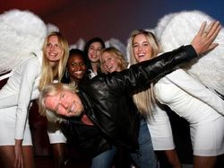 Kecilnya Susah Membaca, Kini Kaya Raya dan Taklukkan Antariksa