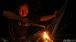 Langgar Aturan, Reklame di Jalan S. Parman Dipotong Kecil-kecil