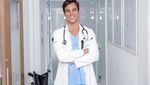 Dokter Ganteng Gabriel Prado Punya Gaya Ngopi yang Bikin Gagal Fokus