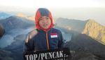 Foto: Aksi Bocah 11 Tahun Daki 7 Gunung Tertinggi di Indonesia