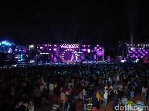 Bawa Bayang Semu, Ungu Ajak Penonton Nostalgia di Sweet 17 Transmedia