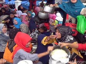 Warga Rayakan OTT Bupati Cianjur, Sosiolog: Persis Saat Orba Jatuh Tapi...
