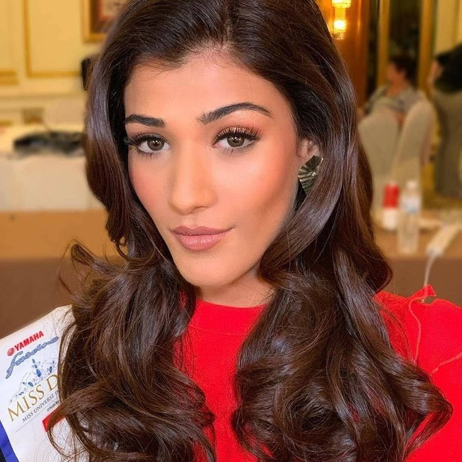 Terlepas dari insiden yang memicu kontroversi itu, profil Nehal Chudasama patut dilirik. Lahir di Gujarat, India, dia harus hidup tanpa sosok ibu sejak remaja. Sang ibu meninggal karena kanker saat usia Nehal baru 13 tahun. Foto: Instagram/@nehalchudasama9