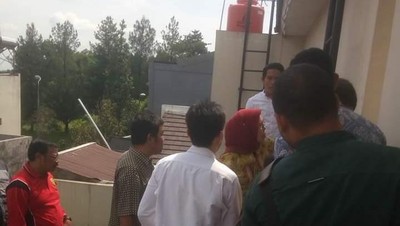 Jaksa Gugat Tetangga Rp 2 M, Hakim Naik ke Atap Rumah