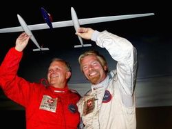 Kecilnya Susah Membaca, Kini Kaya Raya dan Taklukkan Antariksa