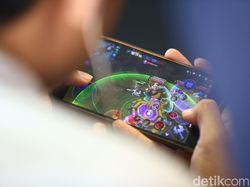 Kompetisi E-Sport Ramaikan Perayaan HUT Transmedia