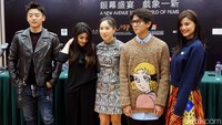 Bintang film Dilan 1990 itu harus bersaing dengan Anna Curtis (Filipina), Zheng Kai (China), Xana Tang (Selandia Baru), dan Zaira Wasim (India).