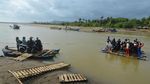 Geliat Usaha Jasa Penyeberangan Sungai di Indonesia