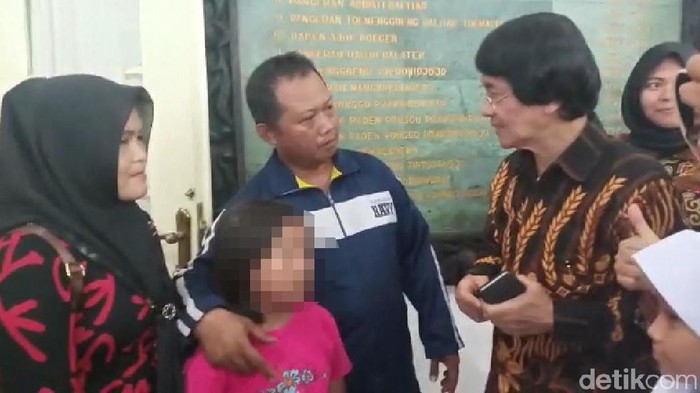Berkunjung ke Madiun, Kak Seto Diwaduli Ortu Korban Pencabulan