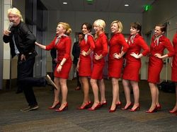 Kecilnya Susah Membaca, Kini Kaya Raya dan Taklukkan Antariksa