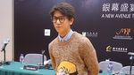 Gaya Iqbaal Ramadhan bersama Bintang Baru Asian Lainnya